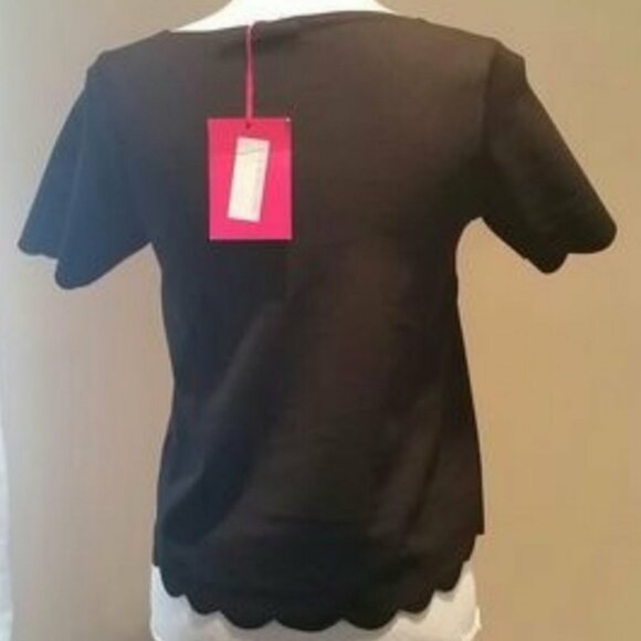 Boohoo Black Scalloped Short Sleeve TOP NWT sz 2 - Picture 6 of 8